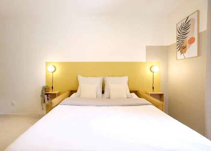Studio Renove, 5Mn Plage, Terrasse, Clim, Velos