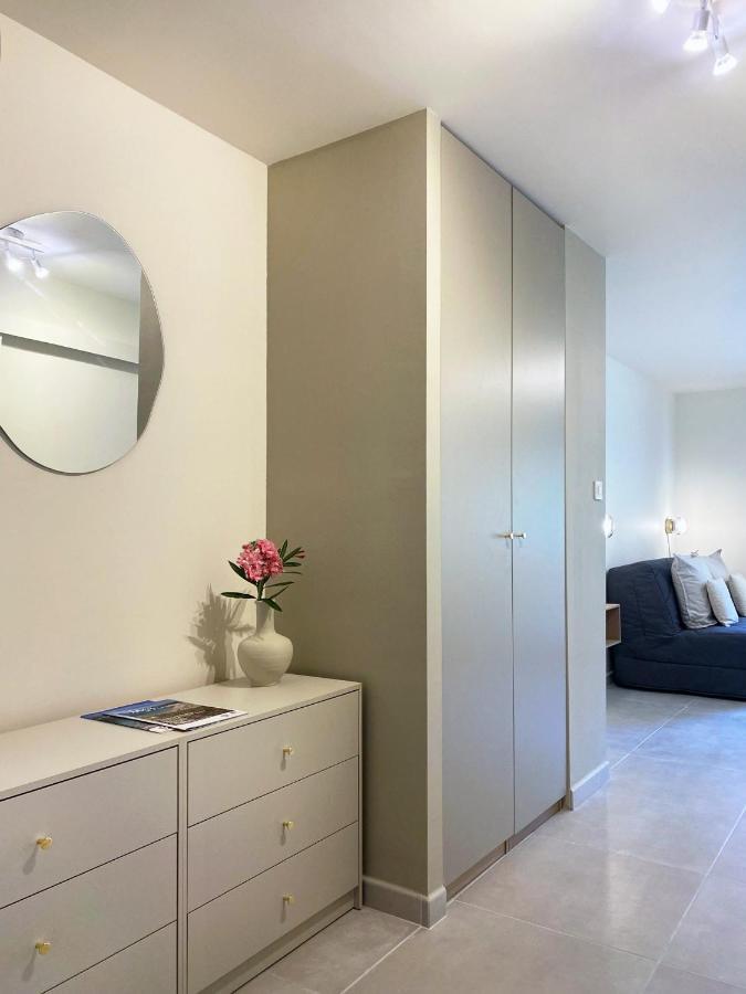 Renove, 5mn Plage, Terrasse, Clim, Velos Appartement Saint-Mandrier-sur-Mer