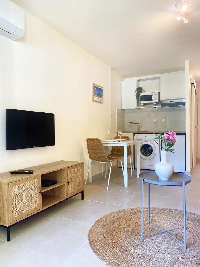 Appartement Renove, 5mn Plage, Terrasse, Clim, Velos